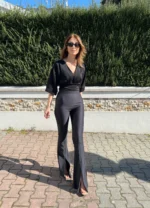 Siyah Kemer Detaylı Jessica Bluz
