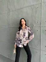 Lacivert Çiçek Desenli Saten Oversize Gömlek