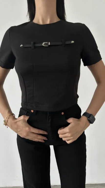 Kemer Detaylı Basic T-shirt