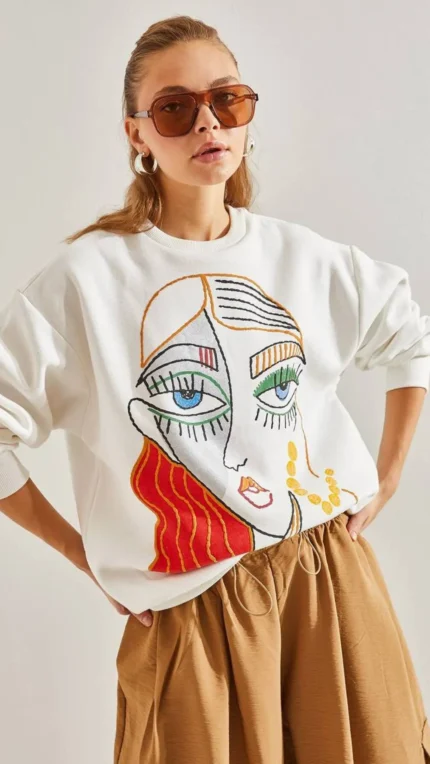 Kadın Figür Baskılı Bisiklet Yaka 3 İplik Şardonlu Sweatshirt