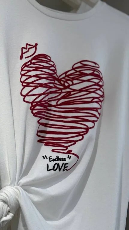Kalp Baskılı Tshirt