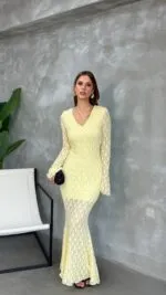 Zarif Sarı Bodycon Elbise V Yakalı Ve Uzun Kollu
