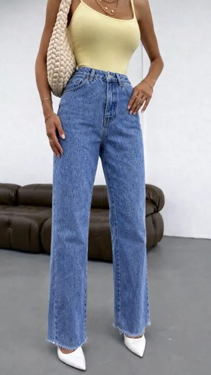 Blue Mom Jeans High Waist Straight Leg Buttoned