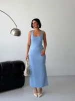 Mavi modal askılı elbise