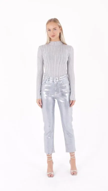 Dikişsiz Paça Mom Fit Kot Pantolon 764