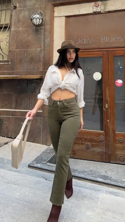 Dikişsiz Paça Mom Fit Kot Pantolon 764