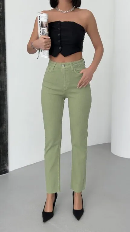 Dikişsiz Paça Mom Fit Kot Pantolon 764