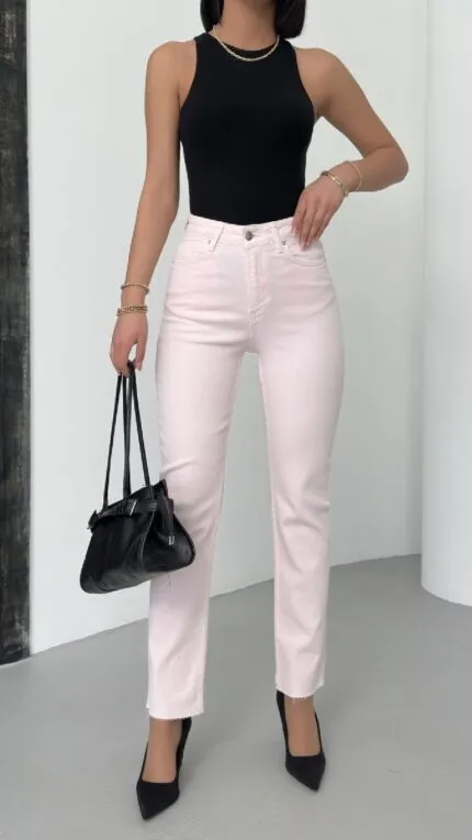Dikişsiz Paça Mom Fit Kot Pantolon 764
