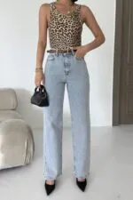 Paçası Yırtmaçlı Boru Paça Relax Kot Pantolon 931