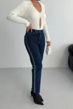 Şerit Taşlı Mom Fit Kot Pantolon 7110
