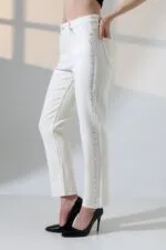 Şerit Taşlı Mom Fit Kot Pantolon 7110