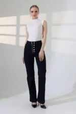 Düğme Detaylı Boru Paça Kot Pantolon