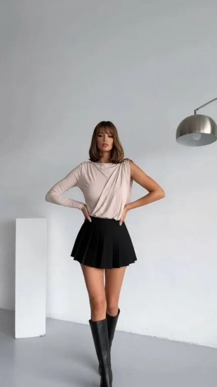 Bej Zarif Kayık Yaka Ve Uzun Kollu Bodysuit