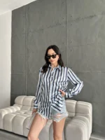 Lacivert Mavi Çizgi Desenli Saten Oversize Gömlek