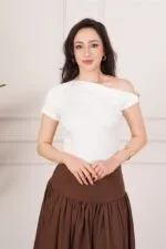 Omuz Toka Detaylı Beyaz Toptan Bluz