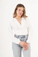 Göğüs Drapeli V Yaka Beyaz Toptan Bluz