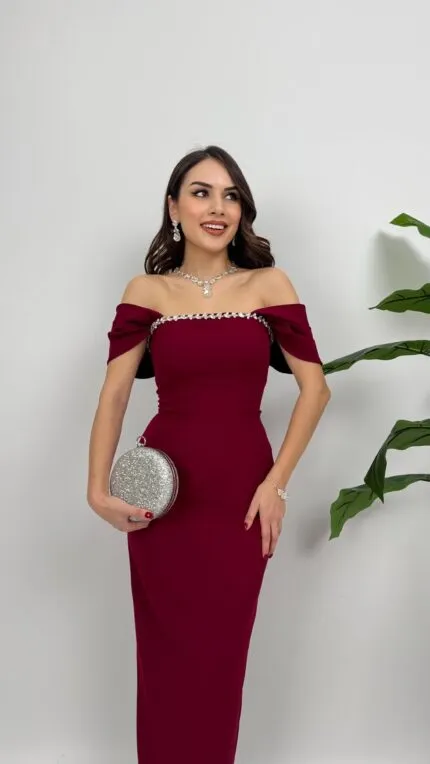 1022 GÖGÜS ELİŞİ DETAY ELBİSE - BORDO