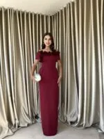 3044 KAYIK YAKA GÜLLÜ ELBİSE - BORDO