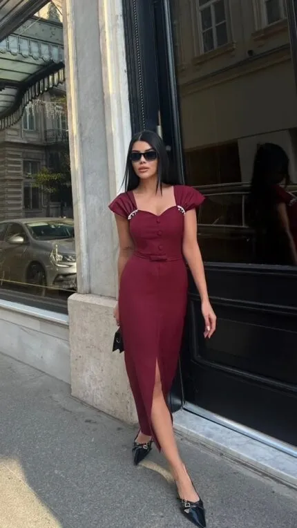 3067 FİYONKLU DÜĞMELİ ELBİSE - BORDO