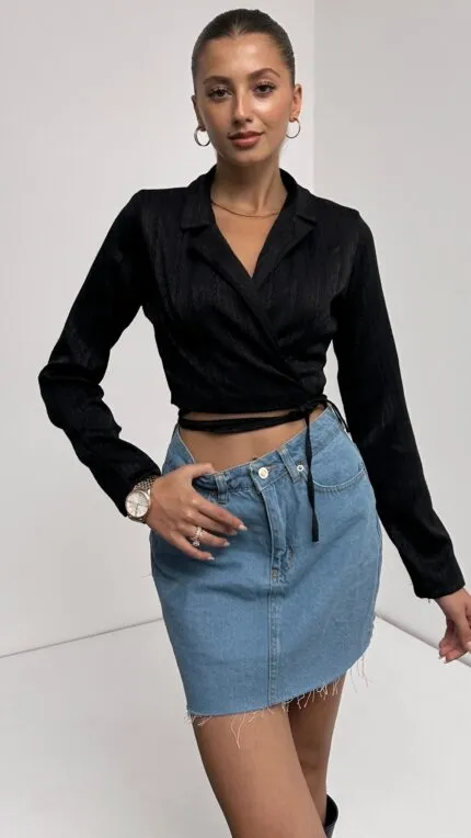 Gömlek Yaka Beli Bağlamalı Crop Bluz - SİYAH