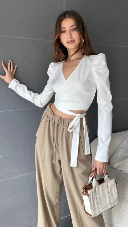 Kruvaze Yaka Beli Kuşaklı Crop Bluz - BEYAZ