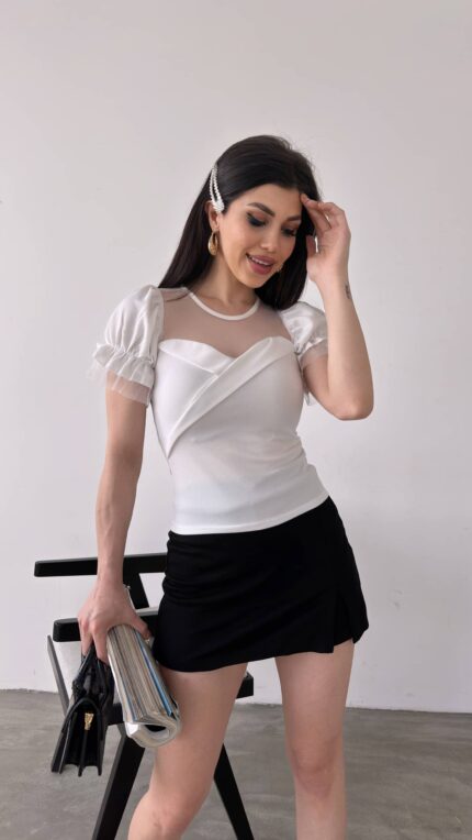 Bisiklet Yaka Tül Detaylı Kolları Fırfırlı Bluz - BEYAZ