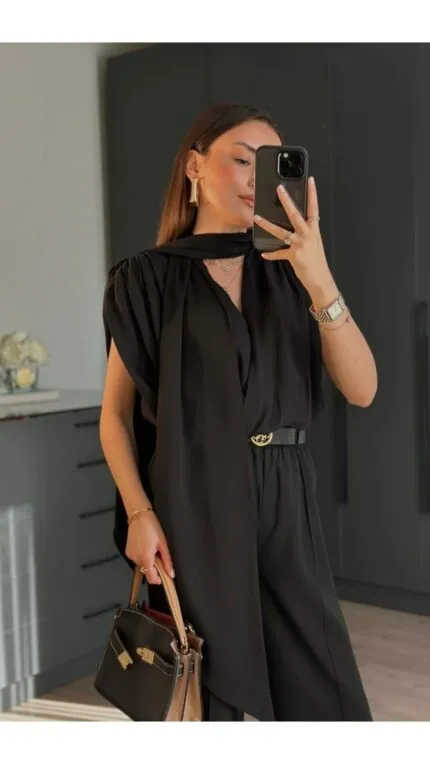 Siyah şal detaylı vatkalı şık bluz