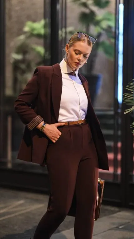 ÇİZGİLİ ASTARLI TAKIM